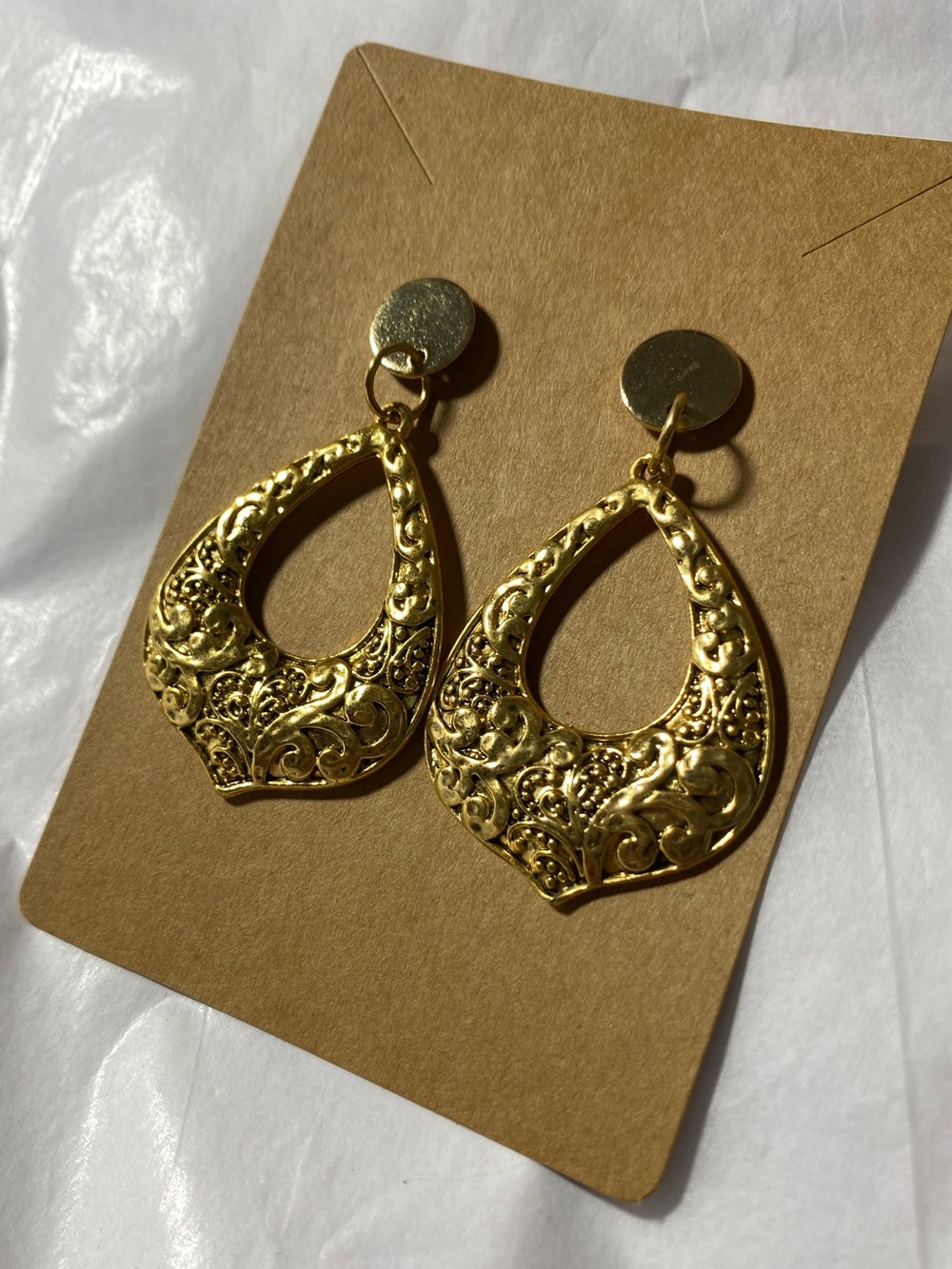 Ornate Gold Filigree Teardrop Dangle Earrings